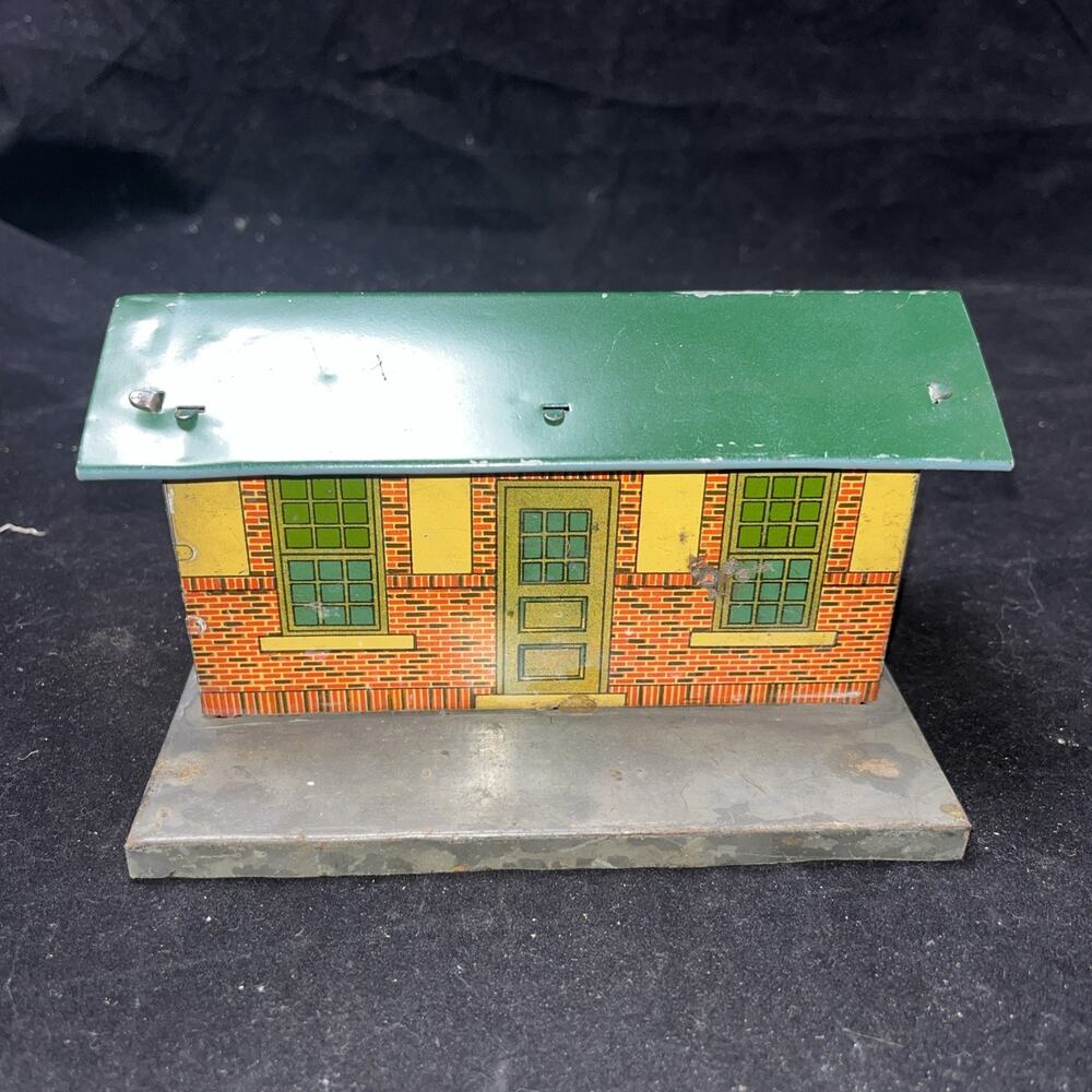 AMERICAN FLYER 90 TIN LITHO STATION HOUSE EARLY PREWAR